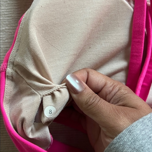 Lululemon Women's Pink Sports Bra - Picture 3 of 3